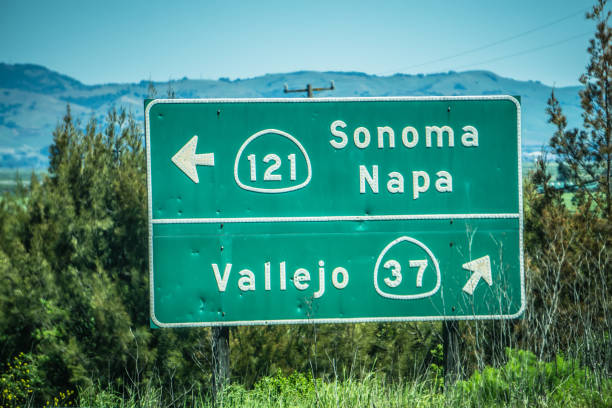 istock sonoma napa highway direction sign 848394858