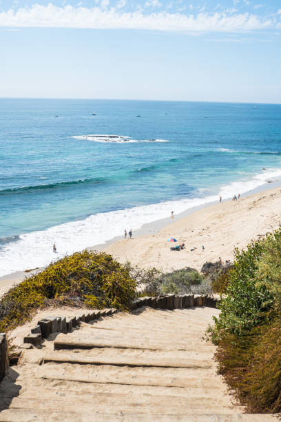 beautiful crystal cove, contea di orange, california - california newport beach county orange foto e immagini stock