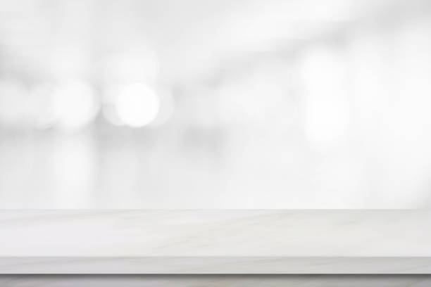 흐림 스토어 배경, 제품 및 식품 디스플레이 몽타주에 빈 흰색 대리석 - 탁자 뉴스 사진 이미지