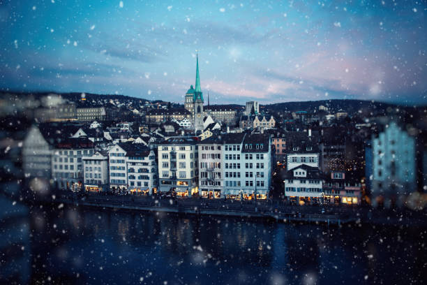 istock Christmas snow in Zurich, Switzerland 848557262