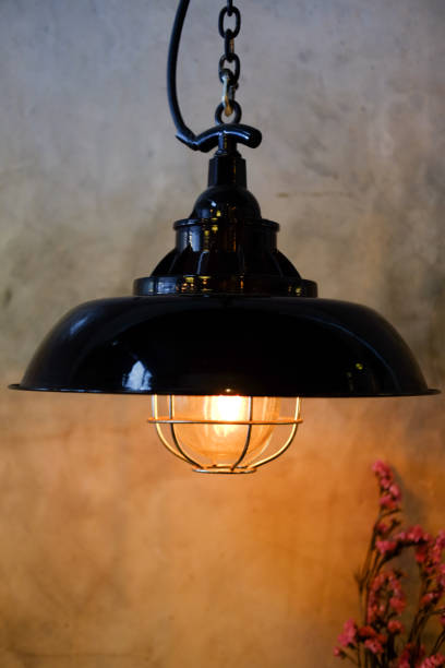 istock Retro vintage light bulb, decoration in shop 848570886