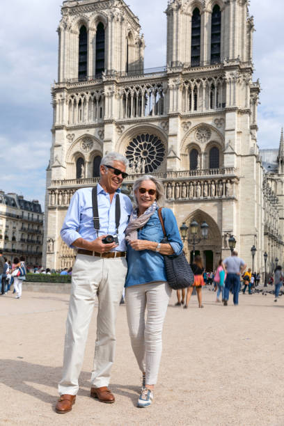 istock Seniors in Paris, having a wonderful vacation 848587846