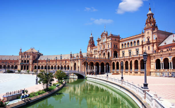 istock Plaza de Espana in Seville 848592040