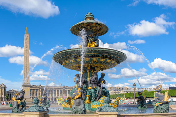 istock Fontaines de la Concorde and Luxor Obelisk 848596542
