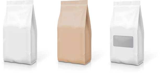 белая фольга или бумажная закуска пакет набор. упаковка в пищу. иллюстрация вектора - bag white paper bag paper stock illustrations