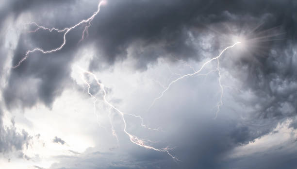 tramonto e alba - tornado storm disaster storm cloud foto e immagini stock