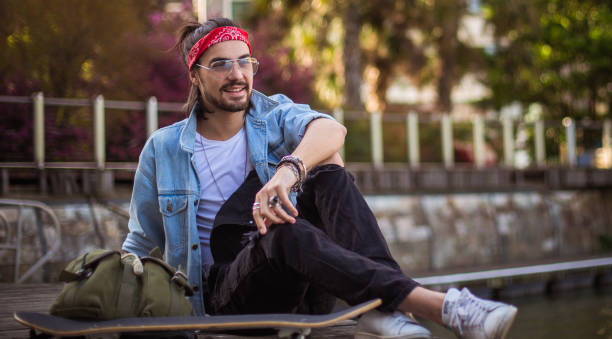 istock Urban skater man relaxing 848799780