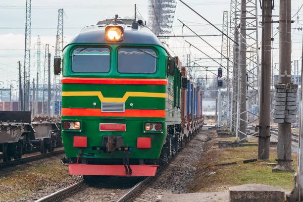 istock Green diesel locomotive 848803730