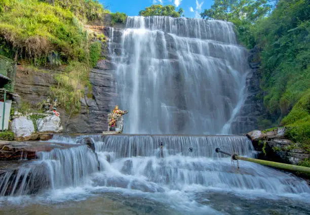 Photo of Dunsinane waterfall in Sri Lanka