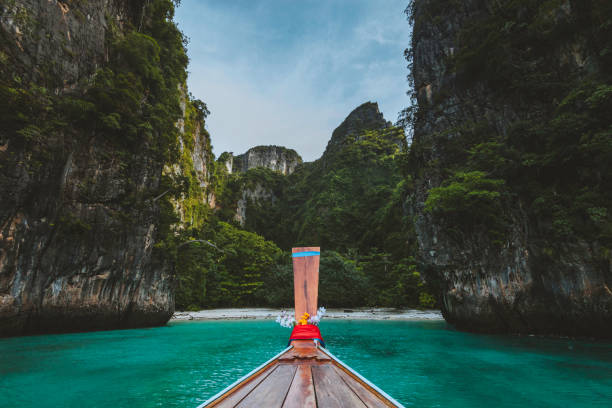 istock Thai Taxi Boats 848939680