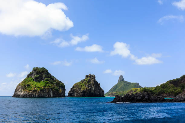 istock Fernando de Noronha Tropical Island 848952542