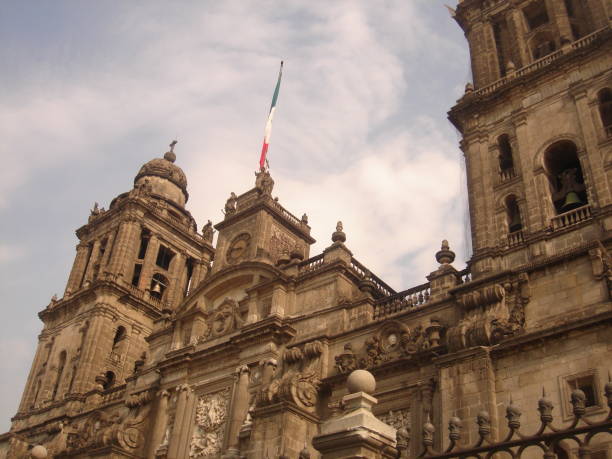 istock Cathedral of Mexico 848975362