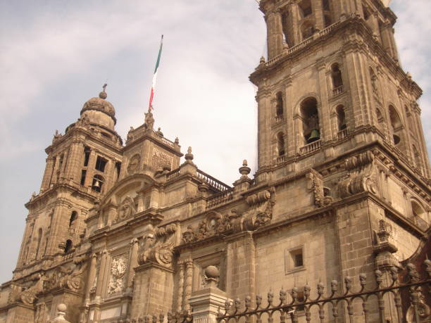 istock Cathedral of Mexico 848975420