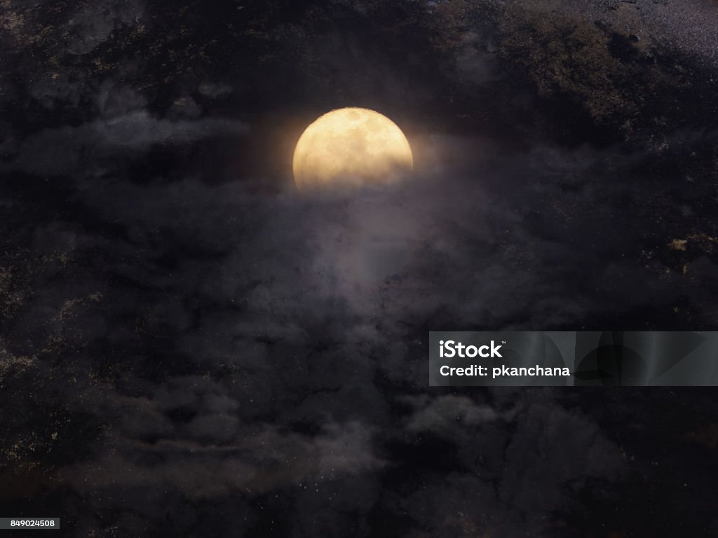 Resumen el cielo nocturno con luna llena para el fondo de halloween. - Foto de stock de Halloween libre de derechos