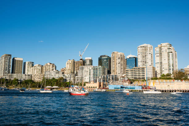 baie de milsons point et lavande. sydney, australie - milsons point photos et images de collection