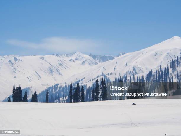 Beautiful Snow Mountain Sonamarg Kashmir India In Winter Stock Photo - Download Image Now