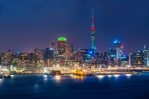 istock Auckland city skyline at night 849141964