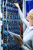 weibliche-netzwerktechniker.jpg?b=1&s=170x170&k=20&c=7P8nQqbhopKm-MnkFCQ9MbsGisUfRCKVHuvCXFr73Zk=