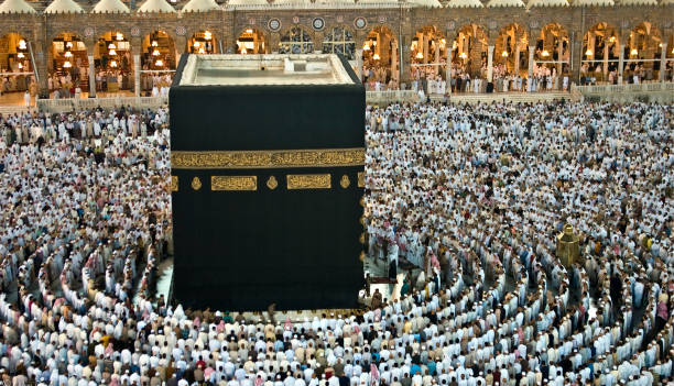 Kaaba , Makkah  -  Saudi arabia Prayer at mecca kaabah - Saudi Arabia pilgrimage photos stock pictures, royalty-free photos & images