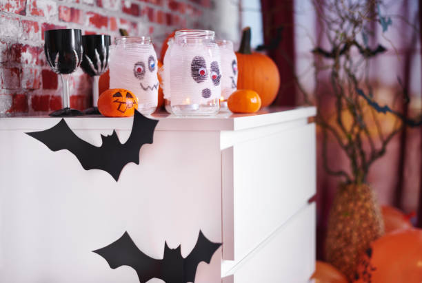 istock Home decorated for halloween party 849176754