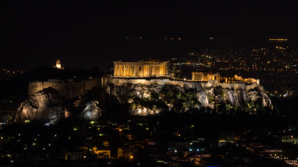 istock View of the acropolis from above at night 849302538