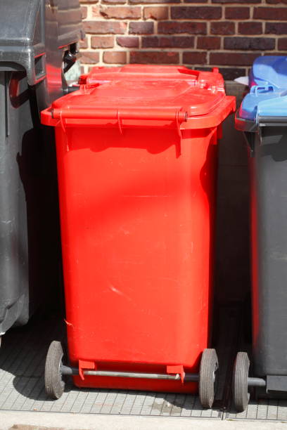 istock Red tonne, value off-tonne, garbage can for glass 849305414