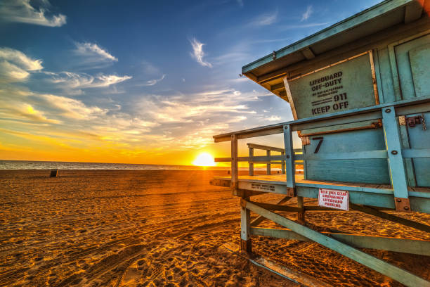 istock Lifeguard hut in Malibu at sunset 849390852