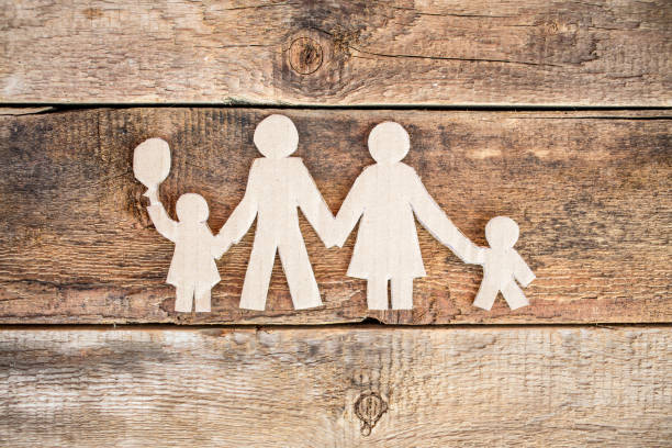 istock Happy paper family 849394466