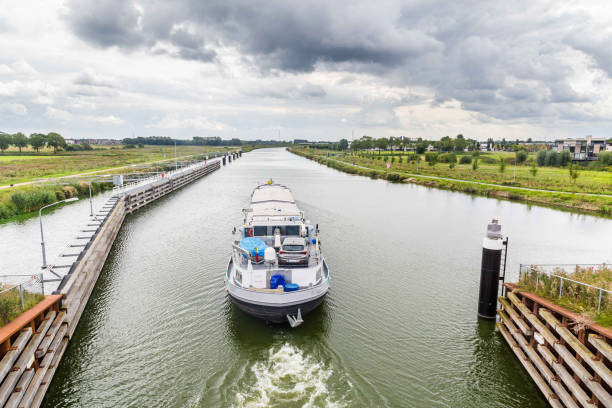 istock Sluice Empel in Empel, the Netherlands 849404420