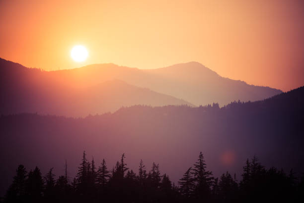 istock Smoky mountain sunset 849501274