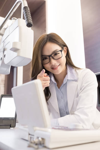 istock beauty woman optometrist 849599972
