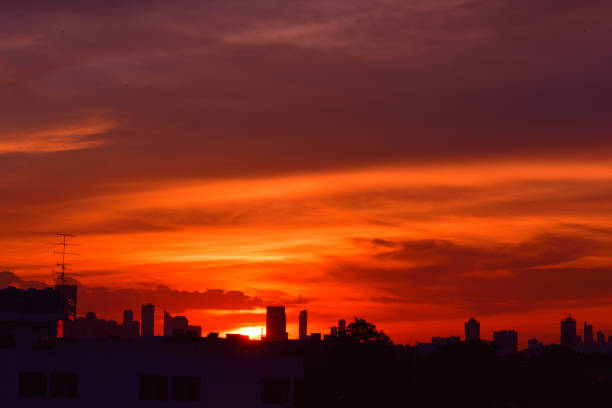 istock Silhouettes Sky on Sunset in the City 849668334