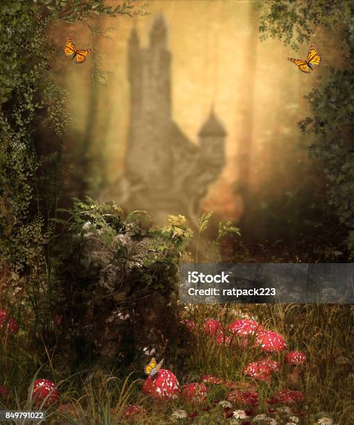 Photo libre de droit de Château De Bois De Fée Magique banque d'images et plus d'images libres de droit de Conte de fée - Conte de fée, Éthéré, Château