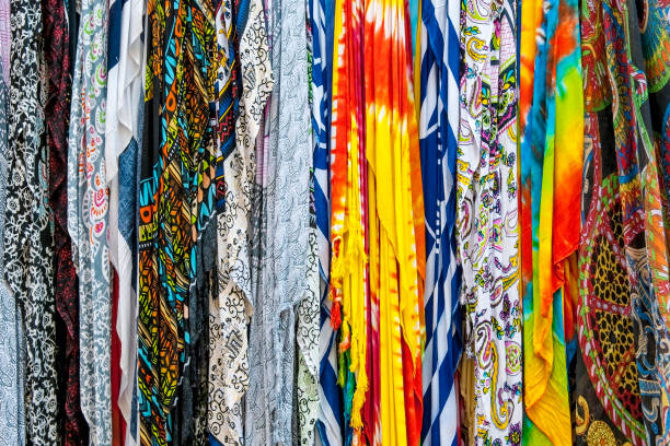 istock Street Shawls Market 849799392