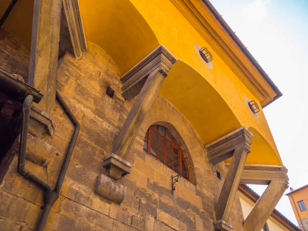 istock Beautiful Italian style buildings at Ponte Vecchio Bridge in Florence 850100556