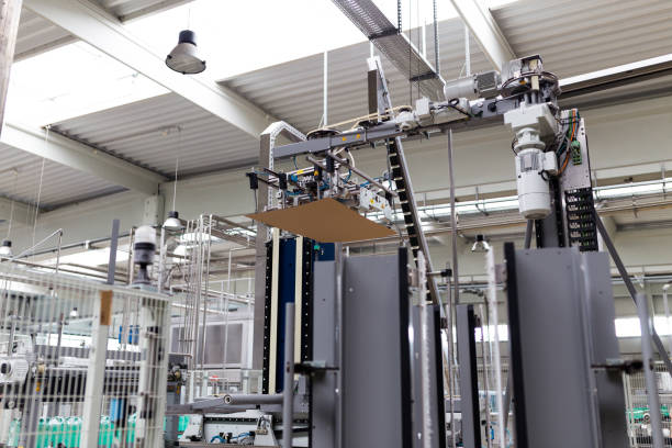 istock Water bottling factory 850113348