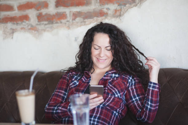 istock Waiting for boyfriend in coffee shop 850145158