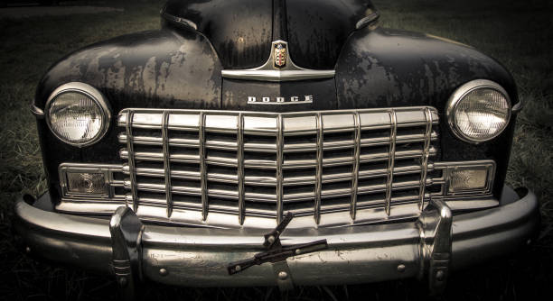 1947 dodge sedan kaptur i grill - hood car headlight bumper zdjęcia i obrazy z banku zdjęć