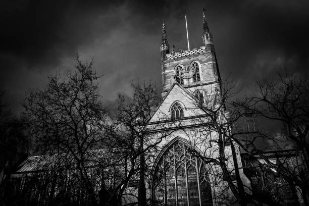 istock Southwark Cathedral, London 850175434