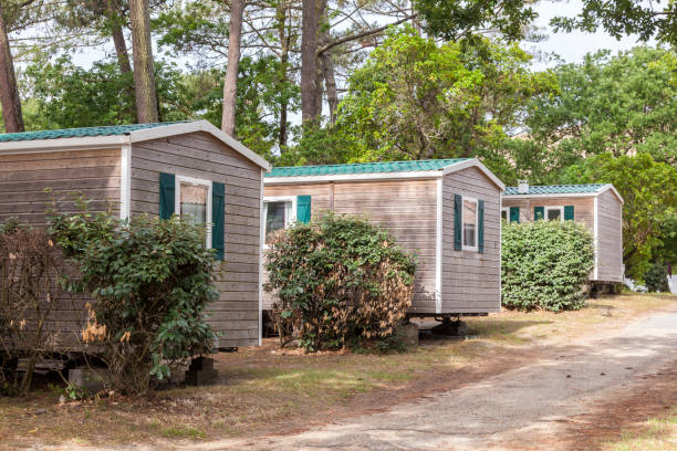 istock Vacation homes at a trailer park 850186902