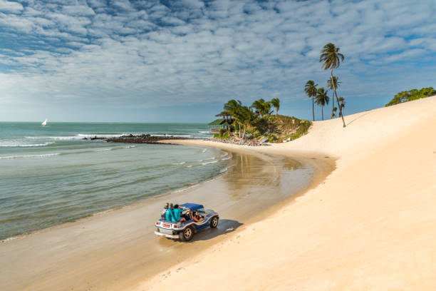 バギー bugre genipabu ビーチ ナタールにオフロードに乗ってください。 - clear sky landmarks landscapes travel locations ストックフォトと画像