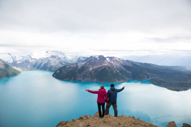 istock Young couple embrace nature 850512402