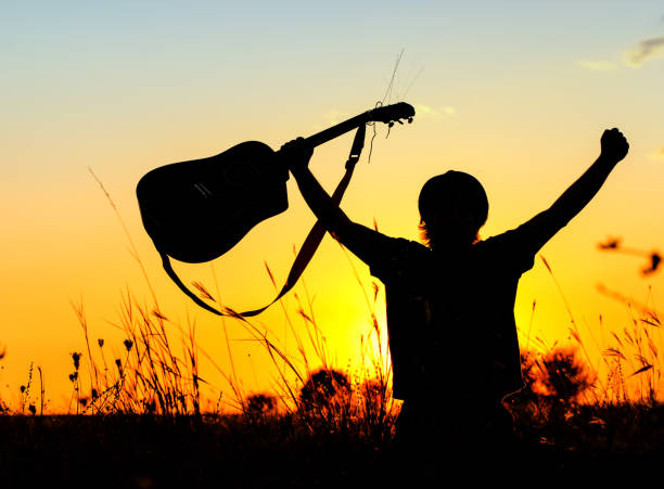 istock Silhouette of a Musician 850688438
