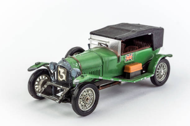 istock Car vintage isolated on white background 850689066