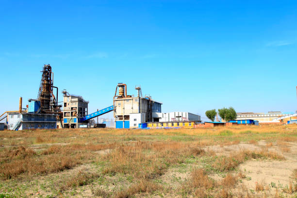 istock Chemical plant 850691094