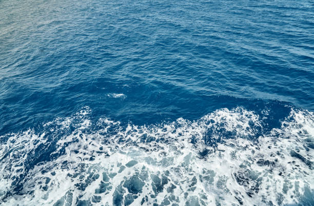 istock Sea foam from the ship 850713808