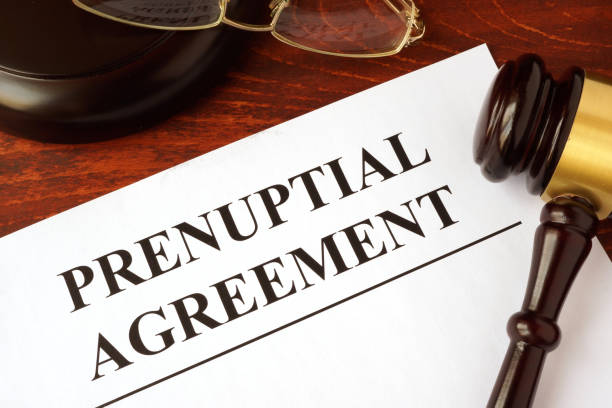 istock Papers with title prenuptial agreement on a table. 850756858
