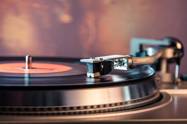 Vinyl player. Vinyl plate and needle close-up. DJ Needles on a Rotating Player record player needle stock pictures, royalty-free photos & images