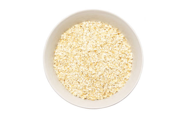 istock Oat in a bowl on a white background. 850818316