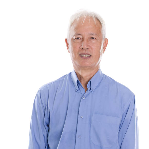 istock Asian old businessman 850824128